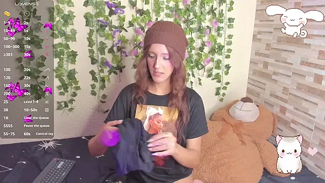 Snapshot of Amy_Moonlight chatting on February 10, 11:20 pm Amy Moonlight online show from February 10, 11:20 pm