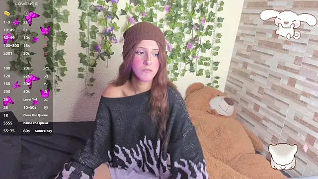 Snapshot of Amy_Moonlight chatting on February 25, 11:47 pm Amy Moonlight online show from February 25, 11:47 pm