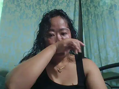 Snapshot of _maria_xx chatting on May 5, 2:08 am maria xx online show from May 5, 2:08 am