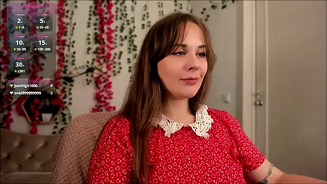 Snapshot of Rita_Wild chatting on October 5, 1:31 pm Rita Wild online show from October 5, 1:31 pm