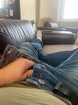 Snapshot of carapace31 chatting on October 5, 11:30 am carapace31 online show from October 5, 11:30 am