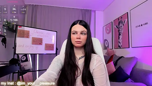 Snapshot of Michela_Fruet chatting on December 2, 1:11 am Michela Fruet online show from December 2, 1:11 am