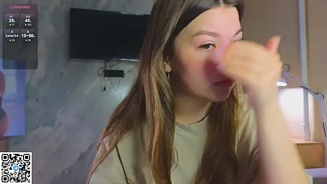 Snapshot of miss_bubbles_ chatting on November 5, 12:21 am miss bubbles online show from November 5, 12:21 am