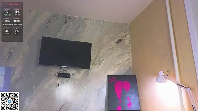 Snapshot of miss_bubbles_ chatting on November 16, 12:27 am miss bubbles online show from November 16, 12:27 am