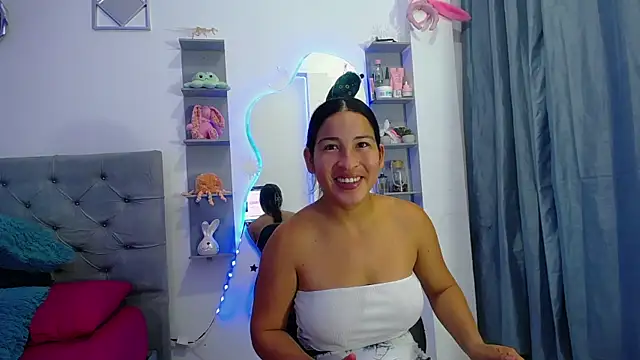 jesica wilson online show from April 10, 1:22 am