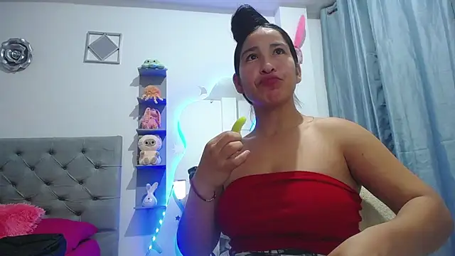 Snapshot of jesica_wilson chatting on May 1, 1:43 am jesica wilson online show from May 1, 1:43 am
