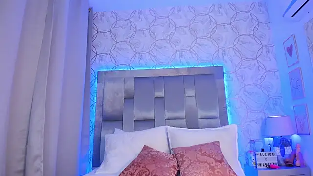 AlliceWinter online show from September 23, 11:35 am