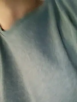 Snapshot of Bradd_32 chatting on November 1, 5:15 pm Bradd 32 online show from November 1, 5:15 pm