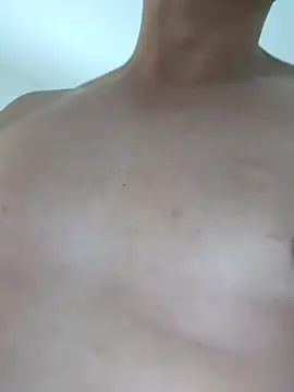 Bradd 32 online show from December 20, 5:09 pm