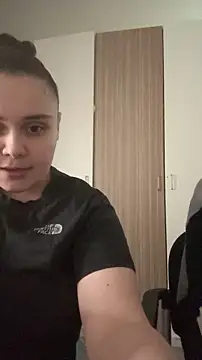 FemmeAffair online show from April 10, 10:47 pm