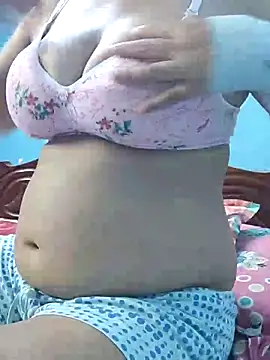Snapshot of rojen11 chatting on October 27, 7:40 pm rojen11 online show from October 27, 7:40 pm