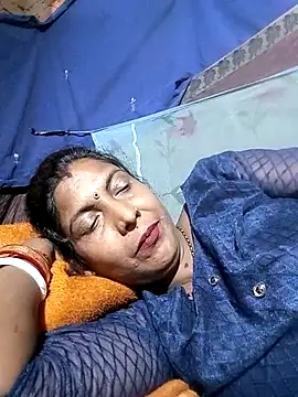 Savita992 online show from March 18, 9:12 am