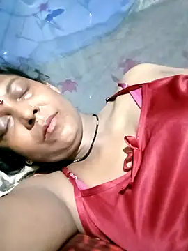 Snapshot of Savita992 chatting on April 23, 8:33 pm Savita992 online show from April 23, 8:33 pm
