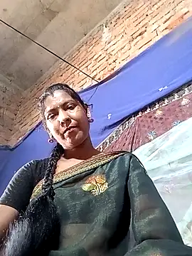 Snapshot of Savita992 chatting on April 26, 6:33 am Savita992 online show from April 26, 6:33 am