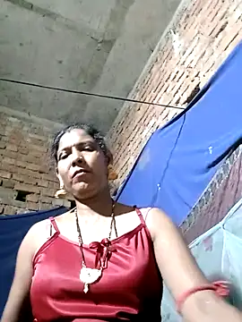Snapshot of Savita992 chatting on April 27, 3:10 pm Savita992 online show from April 27, 3:10 pm