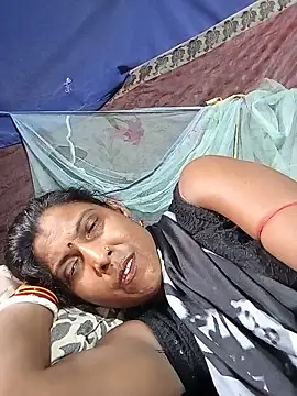 Snapshot of Savita992 chatting on June 6, 7:57 am Savita992 online show from June 6, 7:57 am
