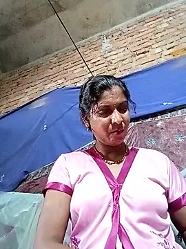 Snapshot of Savita992 chatting on June 8, 5:41 am Savita992 online show from June 8, 5:41 am
