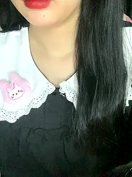 Snapshot of Linhtruong_ chatting on November 3, 4:25 am Linhtruong  online show from November 3, 4:25 am