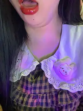 Linhtruong  online show from February 24, 4:21 am