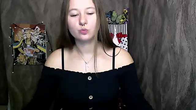 Snapshot of Linda_S_ chatting on September 23, 9:12 am Linda S  online show from September 23, 9:12 am