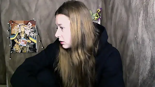 Snapshot of Linda_S_ chatting on September 29, 10:09 am Linda S  online show from September 29, 10:09 am