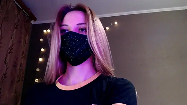 Iris lave online show from April 14, 5:30 pm