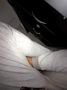 hackyourpussyxh online show from November 28, 1:19 am