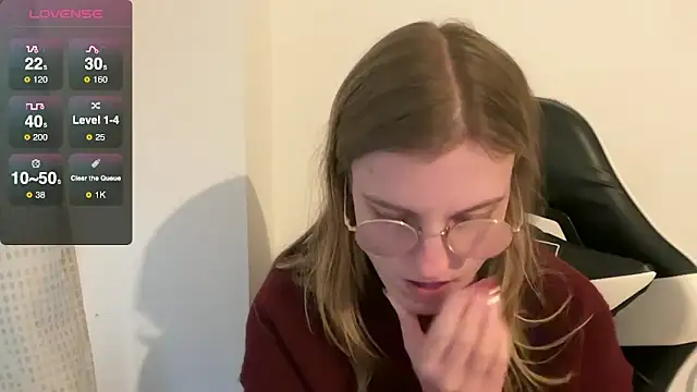 BustyKellyXXX online show from December 18, 2:34 pm