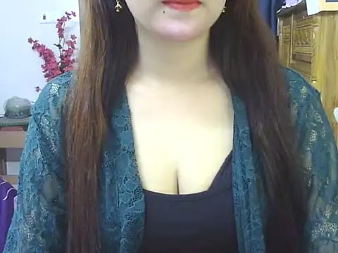 Obonti 2000 online show from February 23, 6:05 pm