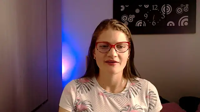Snapshot of Camila-ventura chatting on April 8, 11:59 pm Camila-ventura online show from April 8, 11:59 pm