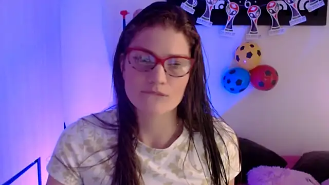 Snapshot of Camila-ventura chatting on June 29, 12:05 pm Camila-ventura online show from June 29, 12:05 pm