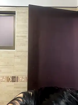 Snapshot of lucy_grey25 chatting on October 10, 3:33 pm lucy grey25 online show from October 10, 3:33 pm