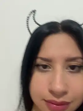 Snapshot of lucy_grey25 chatting on October 30, 2:51 pm lucy grey25 online show from October 30, 2:51 pm