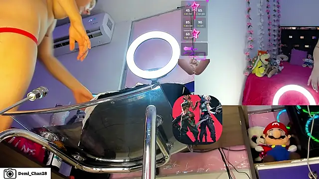 demi chan online show from April 24, 7:33 am