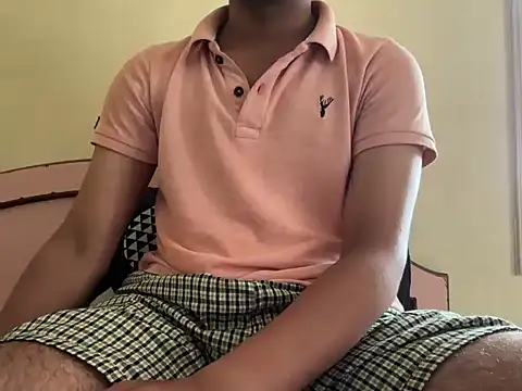 project085 online show from September 13, 6:02 am