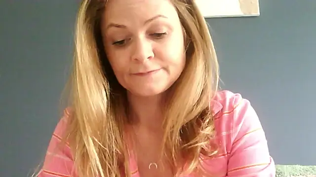 Ginger-bb online show from April 27, 5:49 am