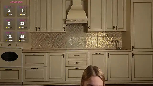 KatieFoulk online show from September 14, 3:11 pm