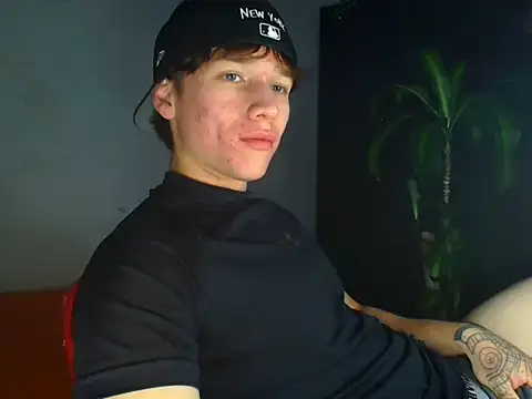 Logan sixxer online show from November 14, 11:13 pm