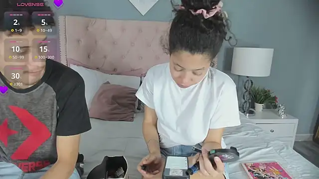 Snapshot of Joe_And_Emma chatting on September 14, 4:39 pm Joe And Emma online show from September 14, 4:39 pm