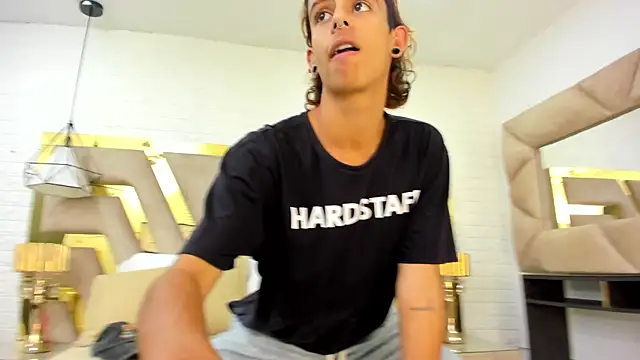 Ibratxandy online show from September 25, 7:17 pm