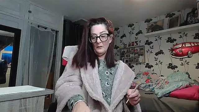 Mistress-Ivy51 online show from February 5, 7:24 am