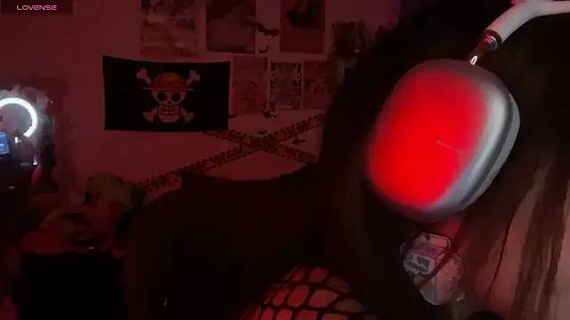 PixelKitty  online show from October 22, 11:37 pm