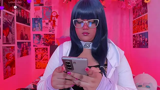 Snapshot of FluffyMelons chatting on October 26, 11:42 pm FluffyMelons online show from October 26, 11:42 pm