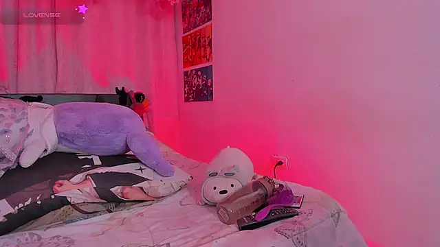 FluffyMelons online show from February 2, 11:03 pm