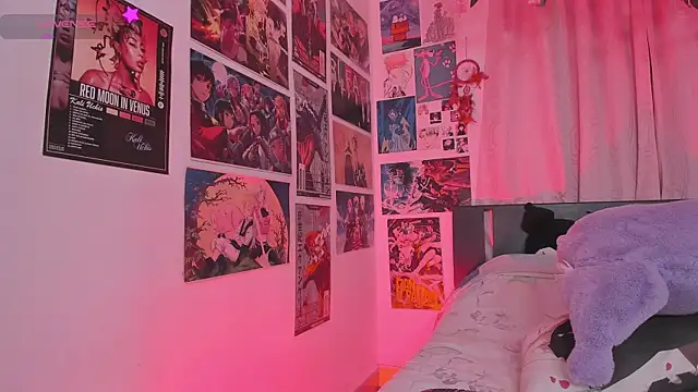 FluffyMelons online show from April 21, 11:29 pm