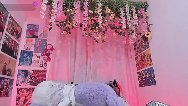 FluffyMelons online show from April 22, 11:06 pm