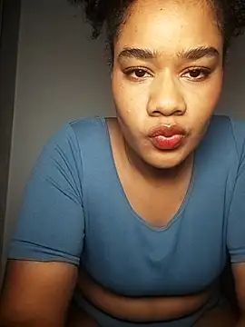 Snapshot of Maaaar_ chatting on October 23, 2:05 pm Maaaar online show from October 23, 2:05 pm