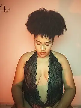 Snapshot of Maaaar_ chatting on November 23, 3:28 am Maaaar online show from November 23, 3:28 am