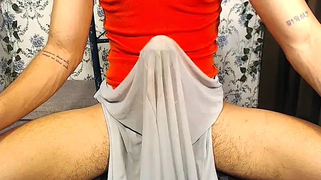 Snapshot of CUMLOADER_Brook chatting on December 1, 6:40 am CUMLOADER Brook online show from December 1, 6:40 am