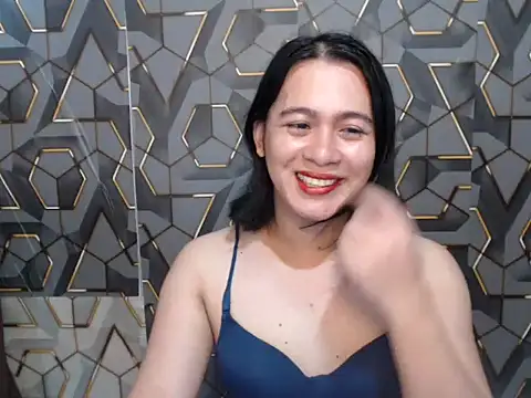 Snapshot of ur_asianpretty chatting on July 2, 3:23 am ur asianpretty online show from July 2, 3:23 am